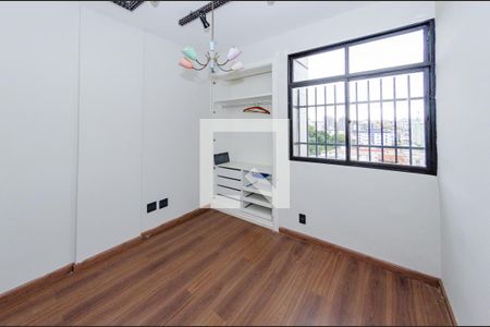 Apartamento para alugar com 101m², 3 quartos e 1 vagaQuarto 2