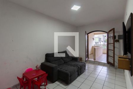 Casa à venda com 250m², 4 quartos e 2 vagas Casa à venda com 250m², 4 quartos e 2 vagasCasa 2 Sala
