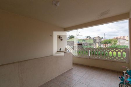 Casa à venda com 250m², 4 quartos e 2 vagas Casa à venda com 250m², 4 quartos e 2 vagasCasa 2 Varanda Sala