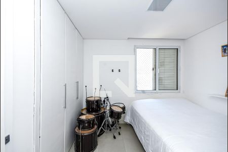 Apartamento à venda com 115m², 2 quartos e 1 vagaQuarto 2