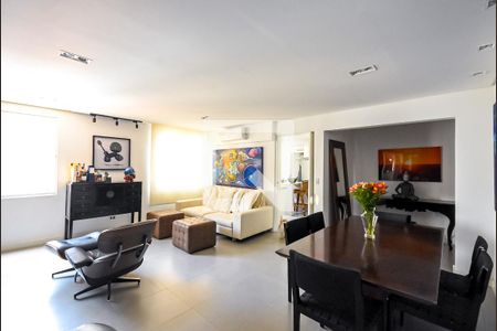 Apartamento à venda com 115m², 2 quartos e 1 vagaSala 