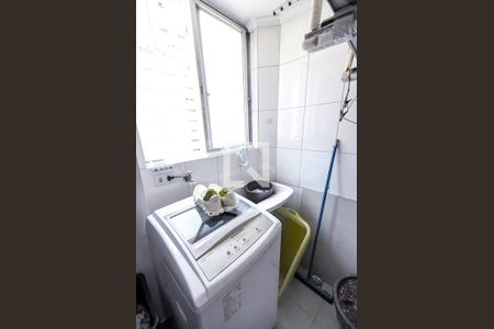 Apartamento à venda com 115m², 2 quartos e 1 vagaÁrea de Serviço 