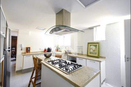 Apartamento à venda com 115m², 2 quartos e 1 vagaCozinha 