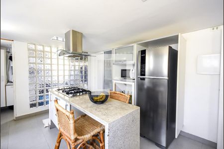 Apartamento à venda com 115m², 2 quartos e 1 vagaCozinha 