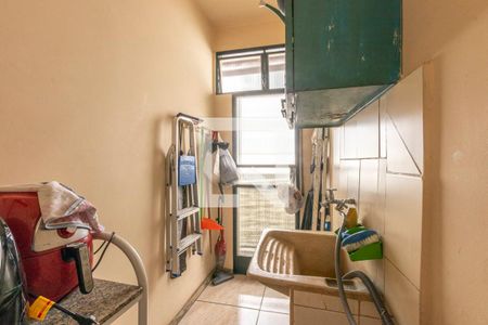 Casa à venda com 293m², 4 quartos e 4 vagasÁrea de Serviço