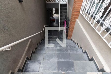 Casa à venda com 400m², 4 quartos e 2 vagasEscada