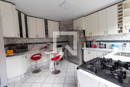 Casa à venda com 400m², 4 quartos e 2 vagasCozinha