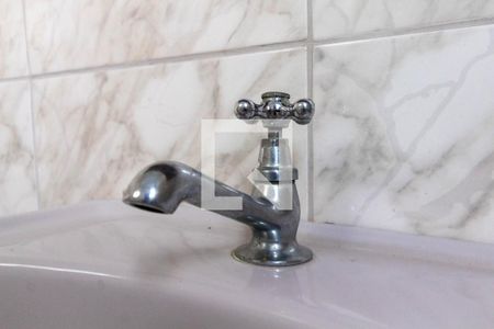 Casa à venda com 400m², 4 quartos e 2 vagasBanheiro - torneira