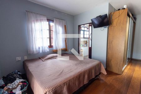 Casa à venda com 400m², 4 quartos e 2 vagasQuarto Suíte