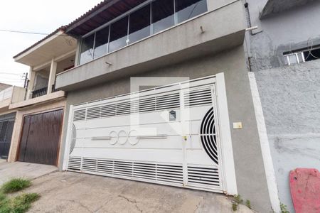 Casa à venda com 400m², 4 quartos e 2 vagasFachada