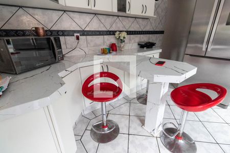 Casa à venda com 400m², 4 quartos e 2 vagasCozinha