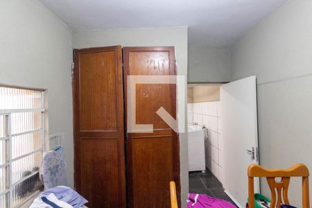 Casa à venda com 400m², 4 quartos e 2 vagasQuarto de Serviço