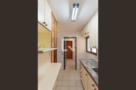 Apartamento para alugar com 84m², 3 quartos e 2 vagas Apartamento para alugar com 84m², 3 quartos e 2 vagasCozinha