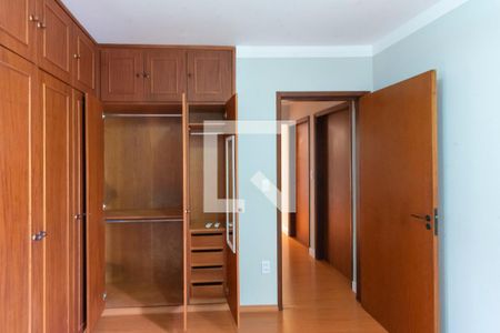 Apartamento para alugar com 84m², 3 quartos e 2 vagas Apartamento para alugar com 84m², 3 quartos e 2 vagasSuíte