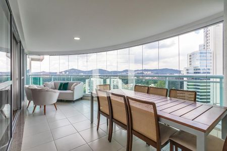 Varanda Gourmet de apartamento à venda com 4 quartos, 258m² em Alphaville Empresarial, Barueri