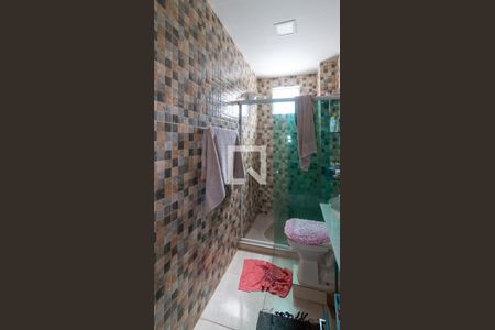 Banheiro de casa à venda com 1 quarto, 150m² em Cordovil, Rio de Janeiro