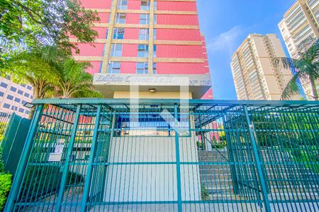 Apartamento à venda com 93m², 1 quarto e 1 vagaÁrea comum - Fachada