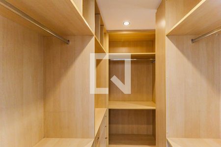 Apartamento à venda com 93m², 1 quarto e 1 vagaCloset Suíte