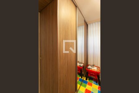 Quarto 2 de apartamento à venda com 2 quartos, 57m² em São João Batista (venda Nova), Belo Horizonte