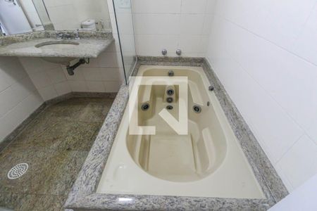 Apartamento para alugar com 430m², 5 quartos e 5 vagasBanheiro