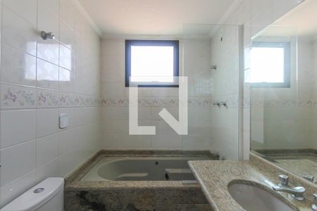 Apartamento para alugar com 430m², 5 quartos e 5 vagasBanheiro Quarto 3