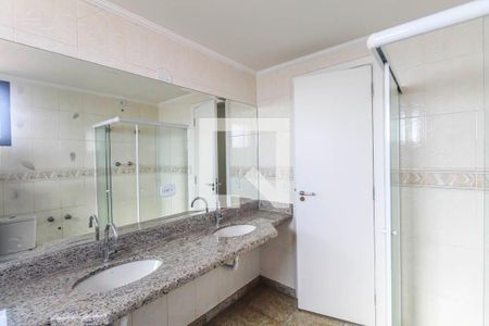 Apartamento para alugar com 430m², 5 quartos e 5 vagasBanheiro  Quarto 2