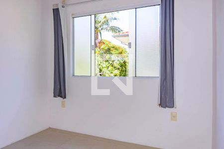 Quarto 01 de apartamento para alugar com 2 quartos, 78m² em Lagoa da Conceição, Florianópolis