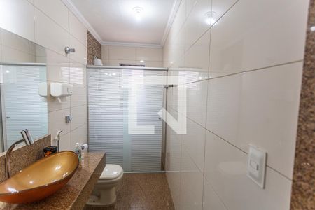 Casa à venda com 419m², 6 quartos e 3 vagasBanheiro da Suíte no 2° Pavimento