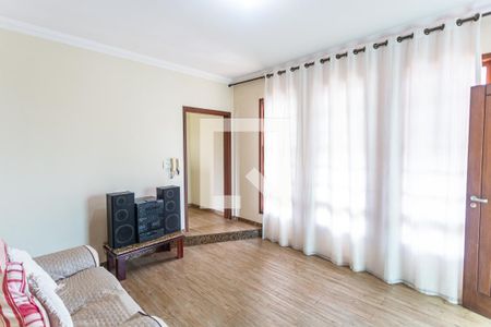 Casa à venda com 419m², 6 quartos e 3 vagasSala 2 no 2° Pavimento