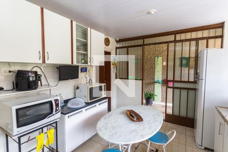 Casa à venda com 419m², 6 quartos e 3 vagasCozinha do 1° Pavimento