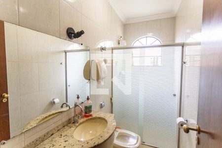 Casa à venda com 419m², 6 quartos e 3 vagasBanheiro Social do 1° Pavimento