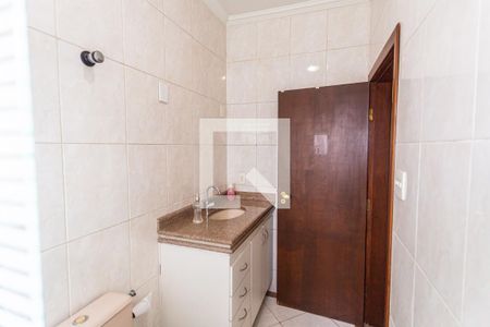 Casa à venda com 419m², 6 quartos e 3 vagasBanheiro Social 2 no 2° Pavimento