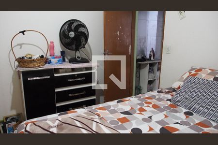 Casa à venda com 299m², 4 quartos e 3 vagasQuarto