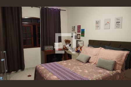 Casa à venda com 299m², 4 quartos e 3 vagasQuarto