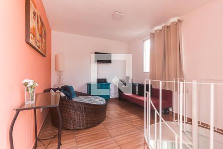 Sala de casa para alugar com 2 quartos, 90m² em Jardim Itamarati, Poá