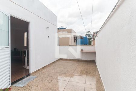 Varanda de casa para alugar com 2 quartos, 90m² em Jardim Itamarati, Poá