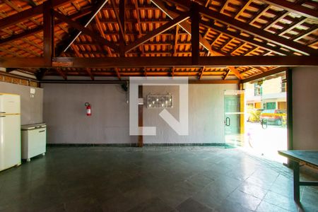 Casa de condomínio à venda com 75m², 2 quartos e 1 vaga Casa de condomínio à venda com 75m², 2 quartos e 1 vagaÁrea comum - Salão de festas