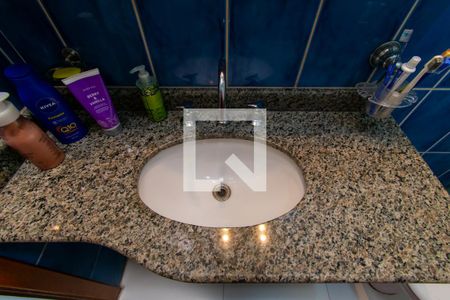 Casa de condomínio à venda com 75m², 2 quartos e 1 vaga Casa de condomínio à venda com 75m², 2 quartos e 1 vagaBanheiro