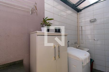 Casa de condomínio à venda com 75m², 2 quartos e 1 vaga Casa de condomínio à venda com 75m², 2 quartos e 1 vagaÁrea de Serviço