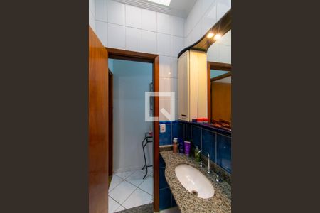 Casa de condomínio à venda com 75m², 2 quartos e 1 vaga Casa de condomínio à venda com 75m², 2 quartos e 1 vagaBanheiro