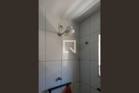 Casa à venda com 191m², 3 quartos e 3 vagas Casa à venda com 191m², 3 quartos e 3 vagasBanheiro 2