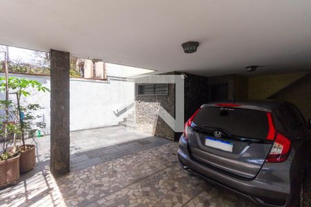 Casa à venda com 250m², 3 quartos e 3 vagasGaragem
