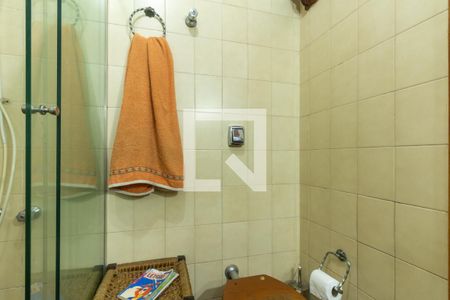 Casa à venda com 250m², 3 quartos e 3 vagasBanheiro do quarto 1