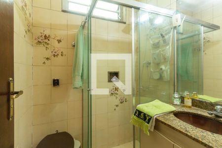 Casa à venda com 250m², 3 quartos e 3 vagasBanheiro do quarto 2