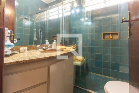 Casa à venda com 250m², 3 quartos e 3 vagasBanheiro do quarto 3