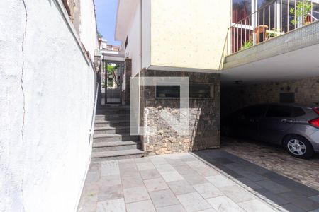 Casa à venda com 250m², 3 quartos e 3 vagasGaragem