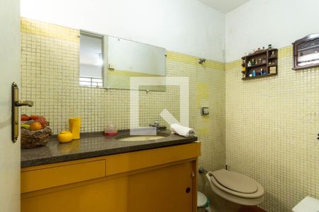 Casa à venda com 250m², 3 quartos e 3 vagasEscritório