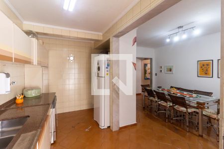 Casa à venda com 250m², 3 quartos e 3 vagasCopa e cozinha