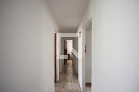 Corredor de apartamento à venda com 3 quartos, 60m² em Parque Pinheiros, Taboão da Serra