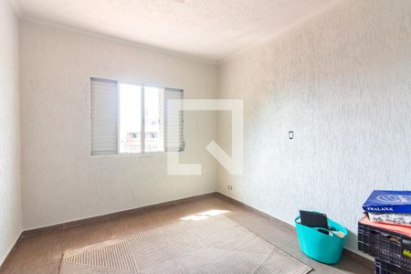 Quarto 1 de casa para alugar com 3 quartos, 150m² em Km 18, Osasco